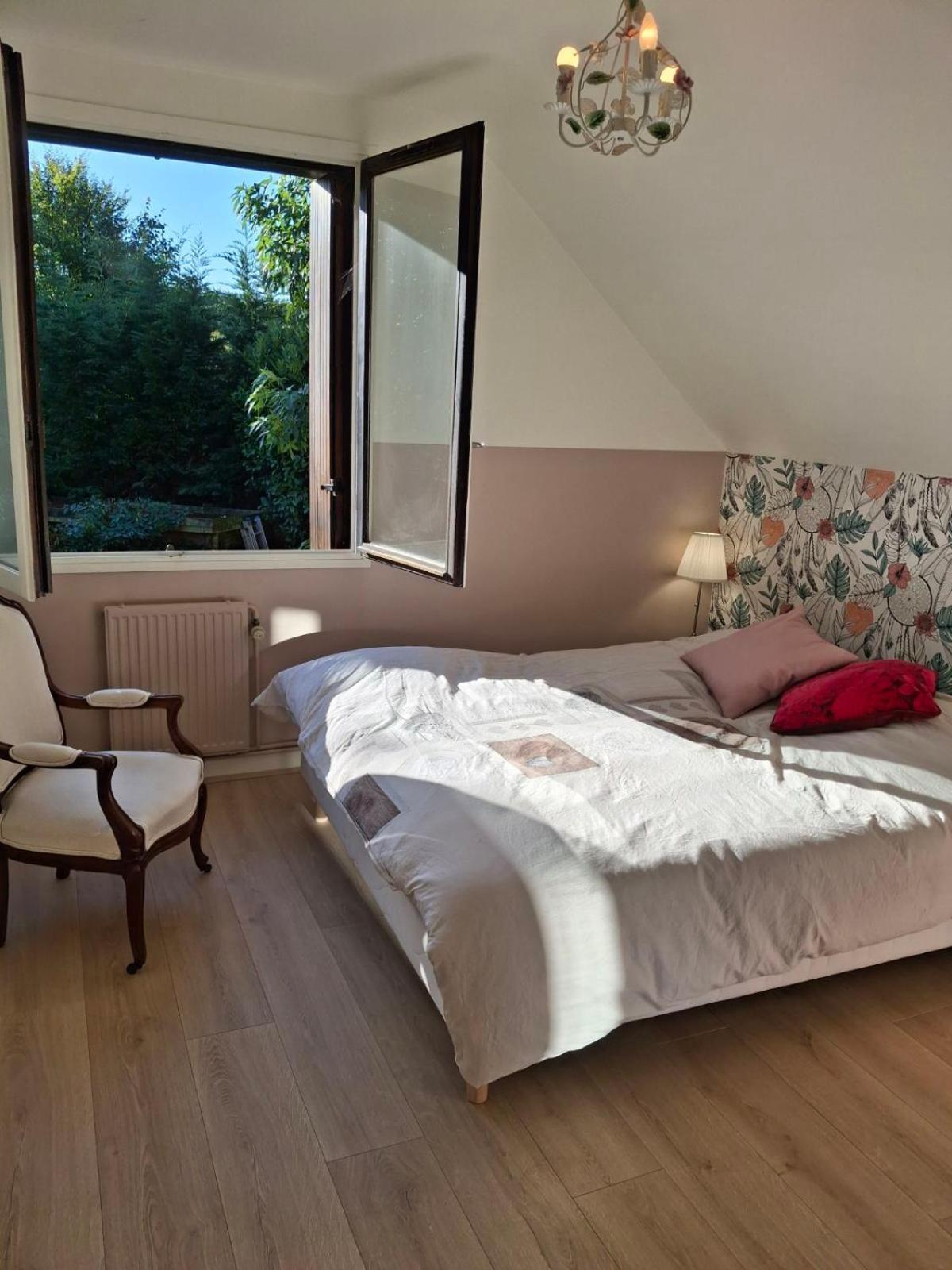 Bed and Breakfast Au Pied De Лилль Экстерьер фото